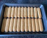 Málnakrémes tiramisu recept fázis 1 fotója