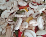Foto del paso 1 de la receta: Salteado de macarrones, verdura y pollo