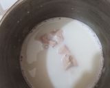 Foto del paso 1 de la receta: Medialunas sin manteca