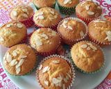 Foto del passaggio 9 della ricetta Muffin alle pesche