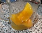 Foto del paso 1 de la receta: Lassi de mango (con kéfir)