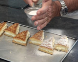 Foto del paso 11 de la receta: Triangulos de hojaldre rellenos de nata
