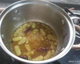 A picture of step 4 of Sweet  and  Sour  Green  Grapes Chutney.