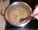 Φωτογραφία βήματος 4 της συνταγής Risotto με μανιτάρια porcini. Γιατί και οι φοιτητές έχουν ψυχή!
