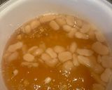 Hình bước làm 2 của món Chè hạt sen long nhãn hạt chia