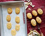 A picture of step 7 of Arrowroot and Whole Wheat and Cashew cookies or biscuits.