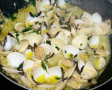 Foto del paso 6 de la receta: Almejas a la marinera