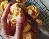 Foto langkah ke 10 dari resep Kue Soes (Original) Vla Susu.