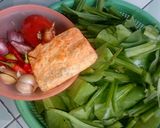 Foto langkah ke 1 dari resep Kerecek Genjer oncom.