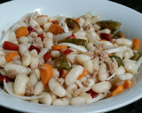 Foto del paso 3 de la receta: Ensalada de alubias blancas