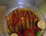 عکس مرحله 5 از دستور بامیه مصری بالصلصة (با سس گوجه‌فرنگی) 🍅🌿