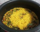 मटार राइस (Matar Rice Recipe In Marathi) रेसिपी स्टेप 6 फोटो 