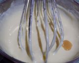 A picture of step 4 of Basque Cheesecake.