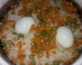 A picture of step 2 of White rice with veggies.