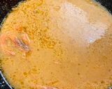 Foto del paso 3 de la receta: Arroz con pollo y gambas