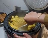 Foto langkah ke 3 dari resep Nasi Kuning Bumbu Racik.