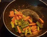 Foto langkah ke 4 dari resep Ikan nila masak acar kuning.
