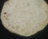 A picture of step 3 of Dal Paratha.