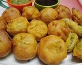 A picture of step 4 of Aloo Bonda (Potato Fritter Recipe).