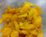 A picture of step 1 of Mango custard.