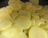Foto del paso 1 de la receta: Tortilla de patatas con chorizo