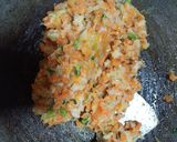 Foto langkah ke 5 dari resep Risol isi sayuran.
