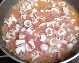 Foto del paso 3 de la receta: Arroz meloso de chipirones y gambón