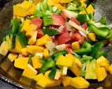 सिझनल वेजी लोडेड सब्जी (seasonal vegetables recipe in Marathi) रेसिपी स्टेप 1 फोटो