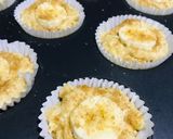 A picture of step 5 of Cinnamon Swirl Banana Muffins.