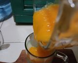 Foto langkah ke 4 dari resep Mango Matcha Latte Iced.