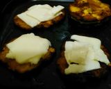Foto del paso 11 de la receta: Tostones con queso a la parrilla
