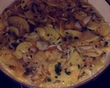 Foto del paso 2 de la receta: Tortilla de papa simple y rica!