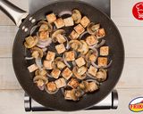 Foto del paso 2 de la receta: Pizza de pollo Friko y champiñones🍕🍗