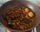 Foto langkah ke 6 dari resep Semur Daging Rumahan.