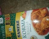 A picture of step 2 of Chicken qorma aloo.