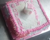 A picture of step 2 of Vanilla graduation cake#authors marathon.