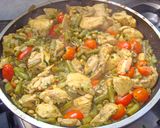 Foto del paso 8 de la receta: Pollo al curry con chauchas, apio y tomates cherry
