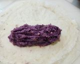Foto langkah ke 4 dari resep Lumpia Ubi Ungu Keju Lumer.