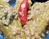 A picture of step 2 of Point gourd with curd.