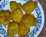 A picture of step 3 of Potato round pakoray.