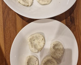 Foto del paso 4 de la receta: Mini arepas de queso - con toque a hierbas
