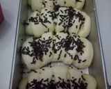 Foto langkah ke 5 dari resep Roti manis tanpa telur.