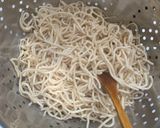 A picture of step 1 of Chicken Fried Noodles.
