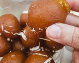 A picture of step 6 of Zafarani Gulab jamun.