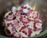 Foto langkah ke 1 dari resep Sop Buntut Sehat tanpa msg #FestivalResepAsia#Indonesia#Sapi.