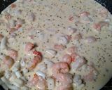 Une image de l'étape 3 de Pâtes aux scampis et calamars, sauce au Boursin.
