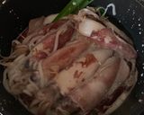 Gambar langkah 2 resipi Ketupat Sotong Kelantan Style.