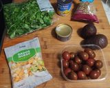 Foto del paso 1 de la receta Ensalada de rúcula, canónigos y frutos secos