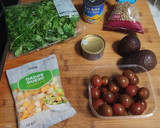 Foto del paso 1 de la receta: Ensalada de rúcula, canónigos y frutos secos