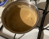 Foto del passaggio 3 della ricetta Risotto all’aglio nero e crema al parmigiano